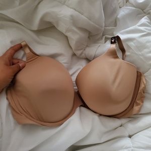 Victoria's Secret lightly lined T-shirt bra(36DDD)